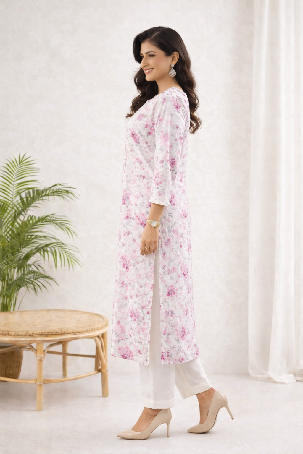 Karigiri Off-White Pink Floral Printed Cotton Chikankari Kurta_KF0216