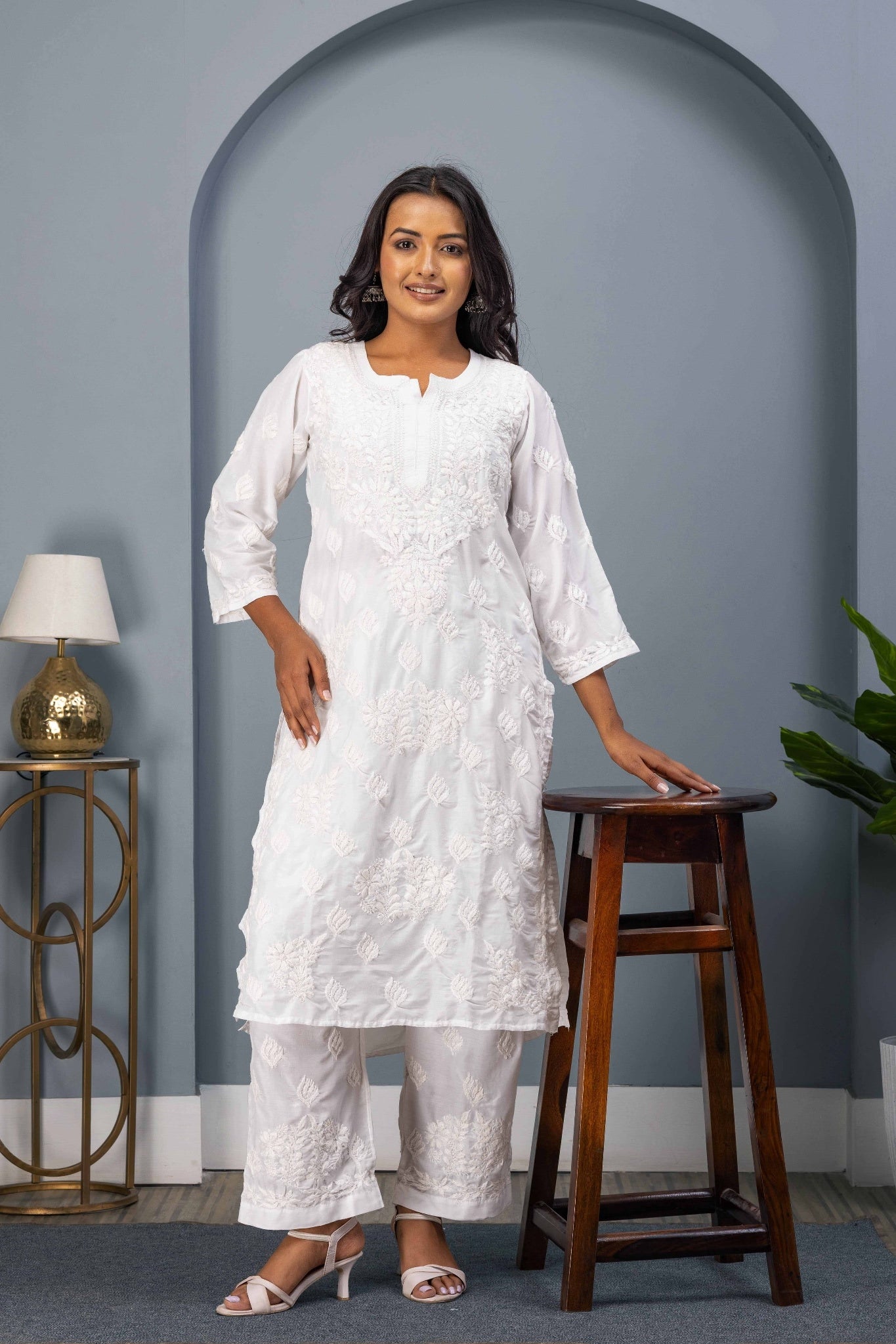 Karigiri White Chikankari Hand Embroidered Muslin Kurti Set with Floral Motifs, 3/4 Sleeves