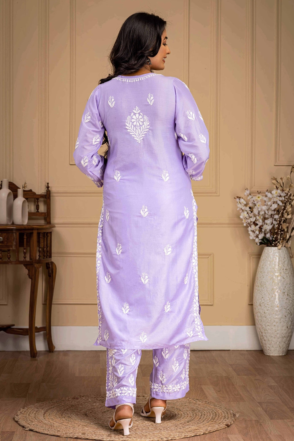 Karigiri Lavender Chikankari Hand Embroidered Muslin Kurti Set with White Floral Motifs, 3/4 Sleeves