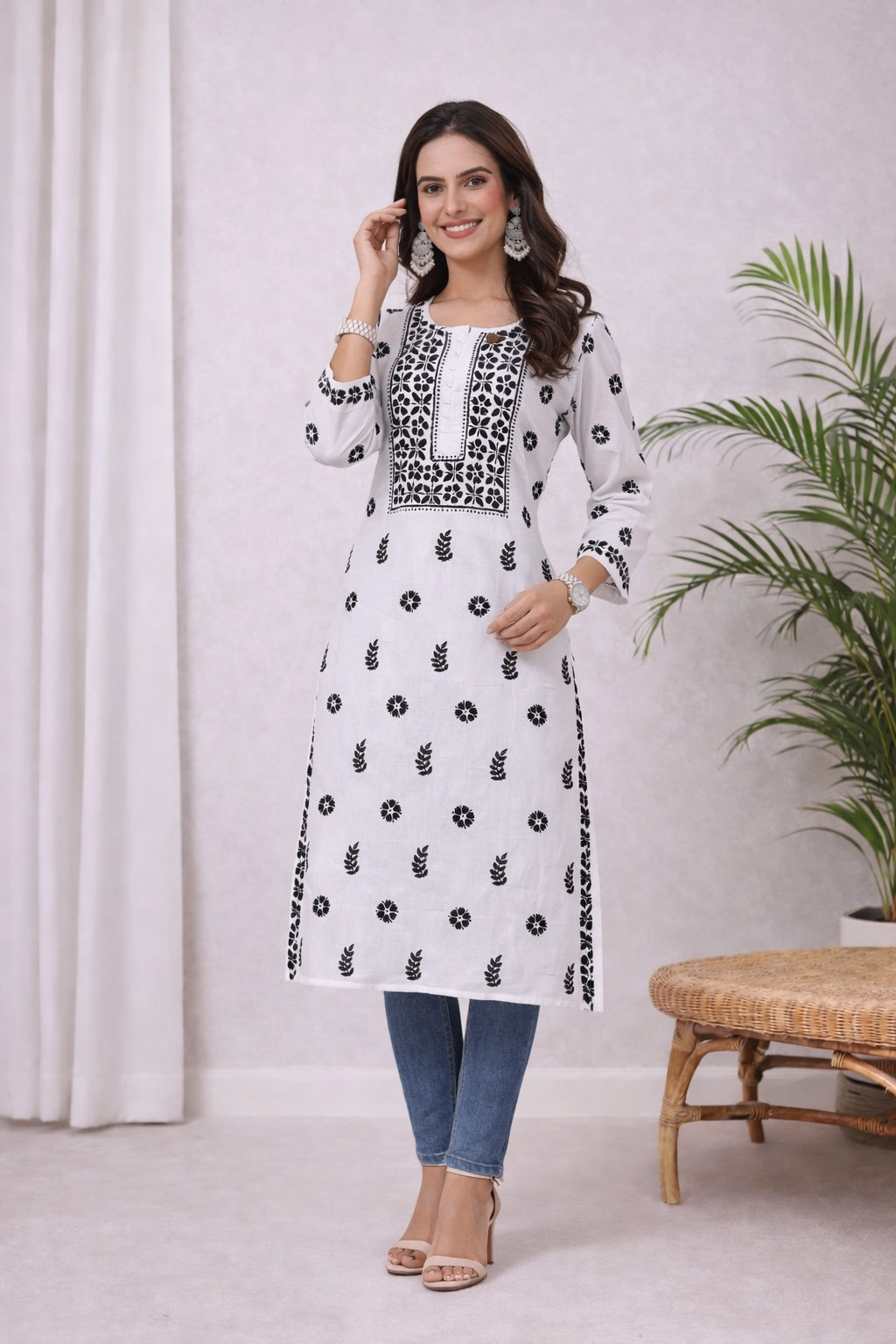 Karigiri White & Black Lucknowi Chikankari Cotton Kurta_KF0214