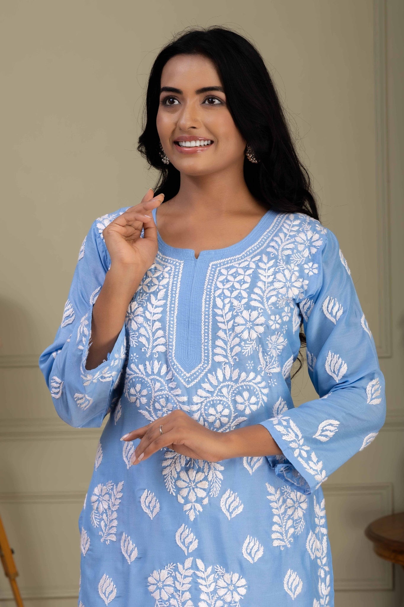 Karigiri Powder Blue Chikankari Hand Embroidered Muslin Kurti Set with White Floral Motifs, 3/4 Sleeves