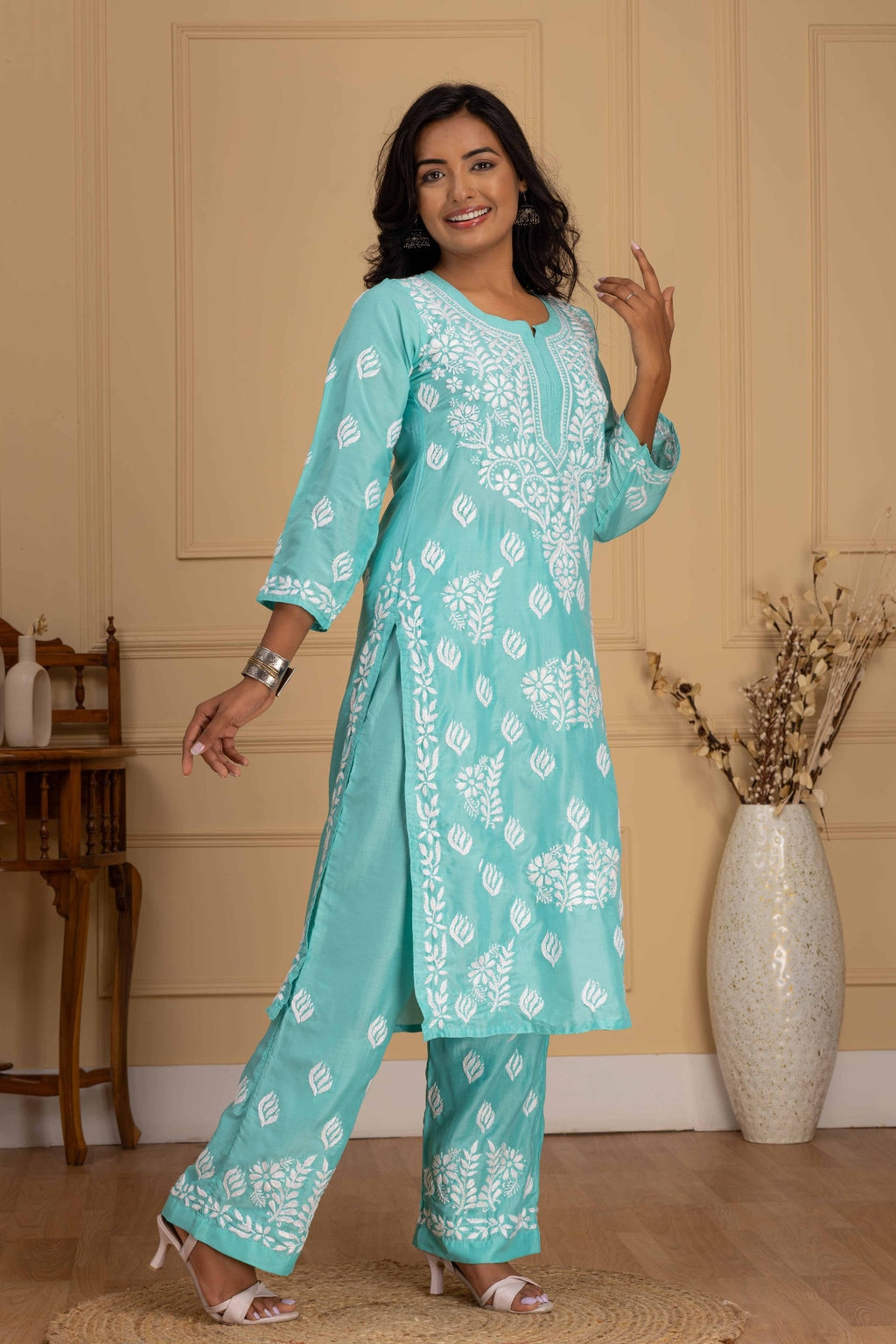 Karigiri Aqua Green Chikankari Hand Embroidered Muslin Kurti Set with White Floral Motifs, 3/4 Sleeves