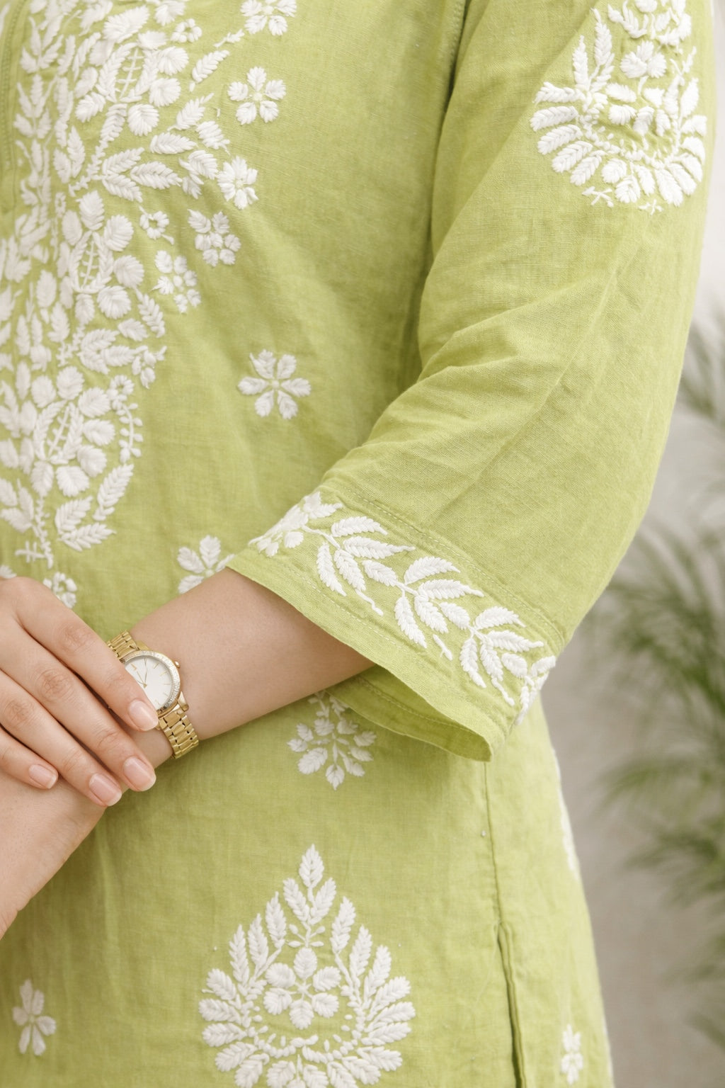 Karigiri Pistachio Green Chikankari Soft Mulmul Cotton Kurti Set_KF0155