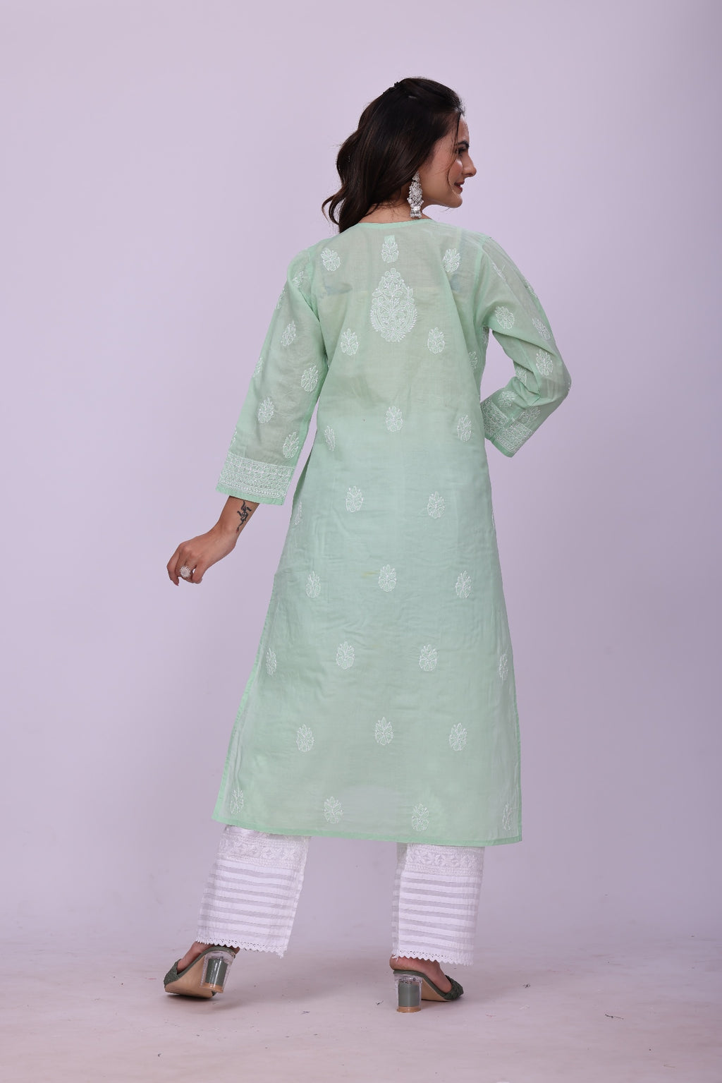 Karigiri Women's Pure Soft Cotton Kurti, Sea Green with Lucknowi Chikankari Embroidery, Straight Fit, Round Neck, 3/4 Sleeves