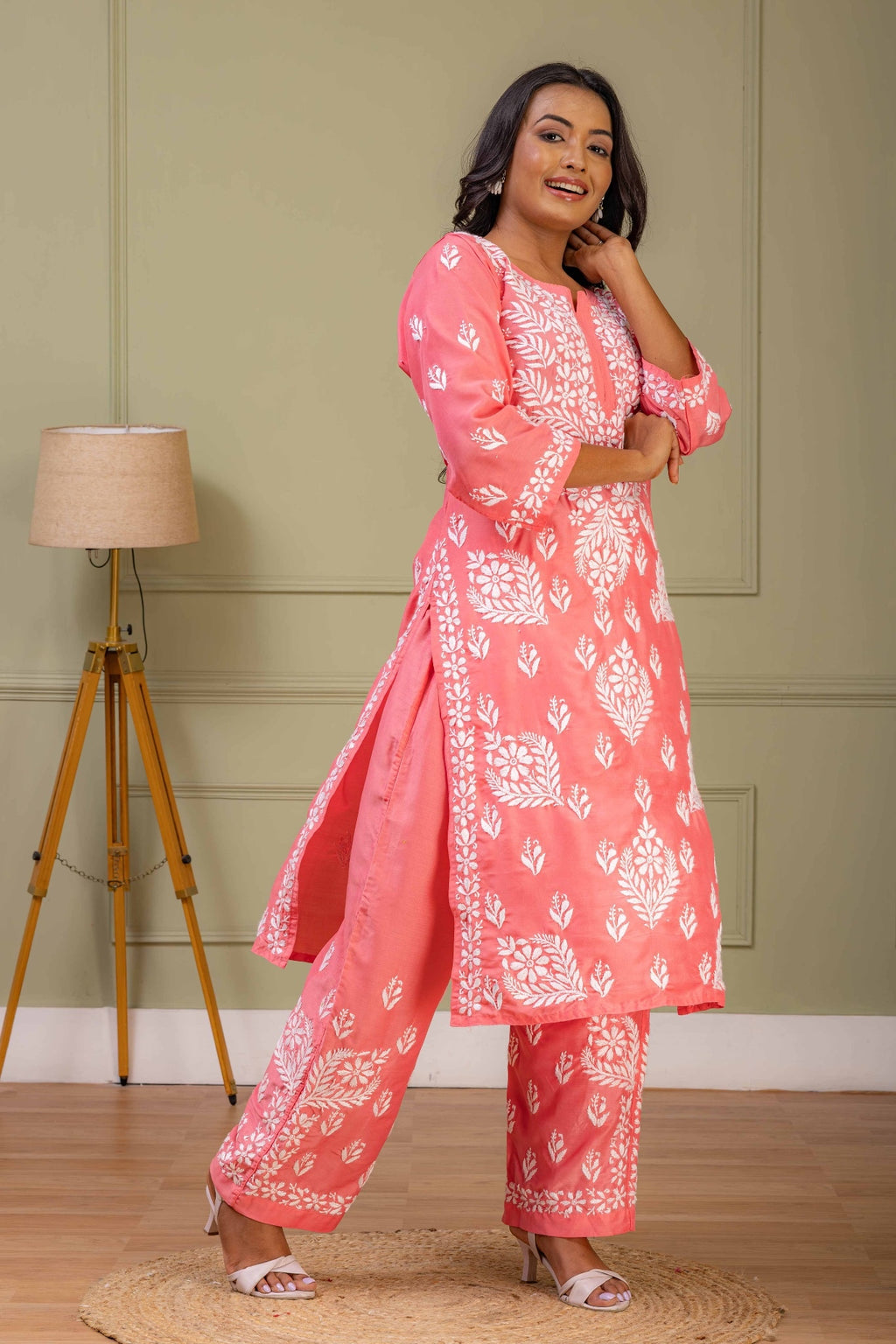 Karigiri Coral Pink Chikankari Hand Embroidered Muslin Kurti Set with White Floral Motifs, 3/4 Sleeves
