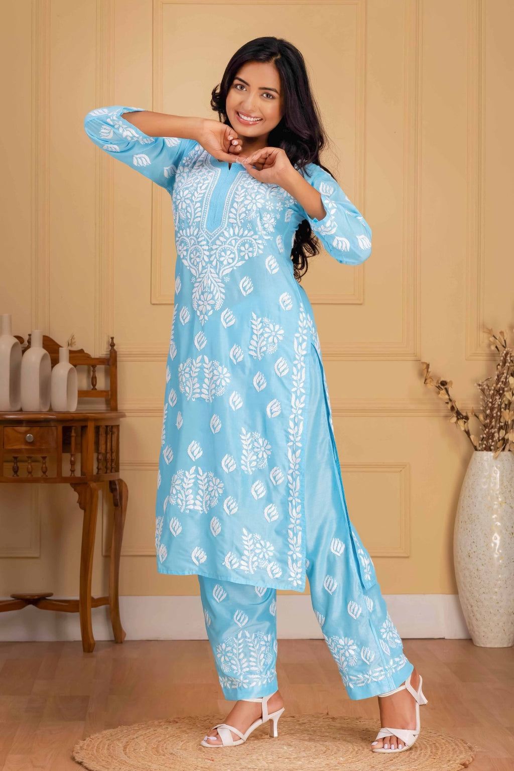 Karigiri Light Blue Chikankari Hand Embroidered Muslin Kurti Set with White Floral Motifs, 3/4 Sleeves