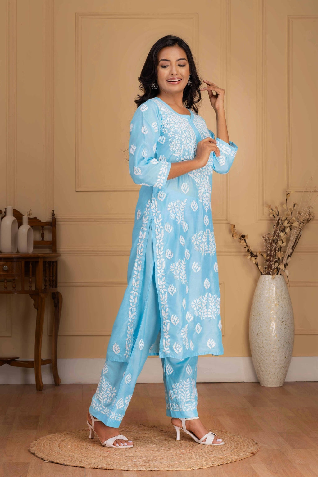 Karigiri Light Blue Chikankari Hand Embroidered Muslin Kurti Set with White Floral Motifs, 3/4 Sleeves